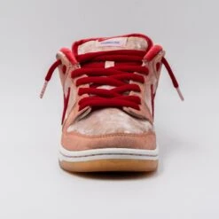 Nike Dunk SB Low StrangeLove Skateboards 34 Nike Dunk SB Low StrangeLove Skateboards -Nike 2R0A3355