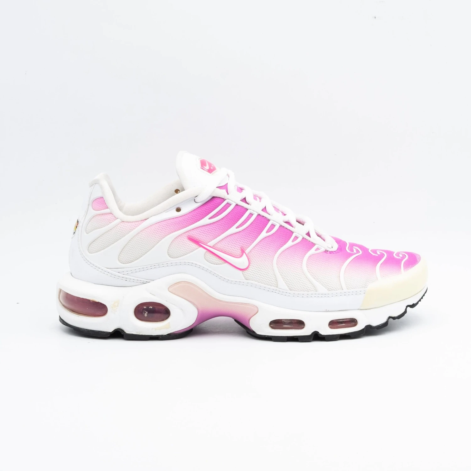 Nike Air Max Plus - Pink Fade 1 Nike Air Max Plus - Pink Fade