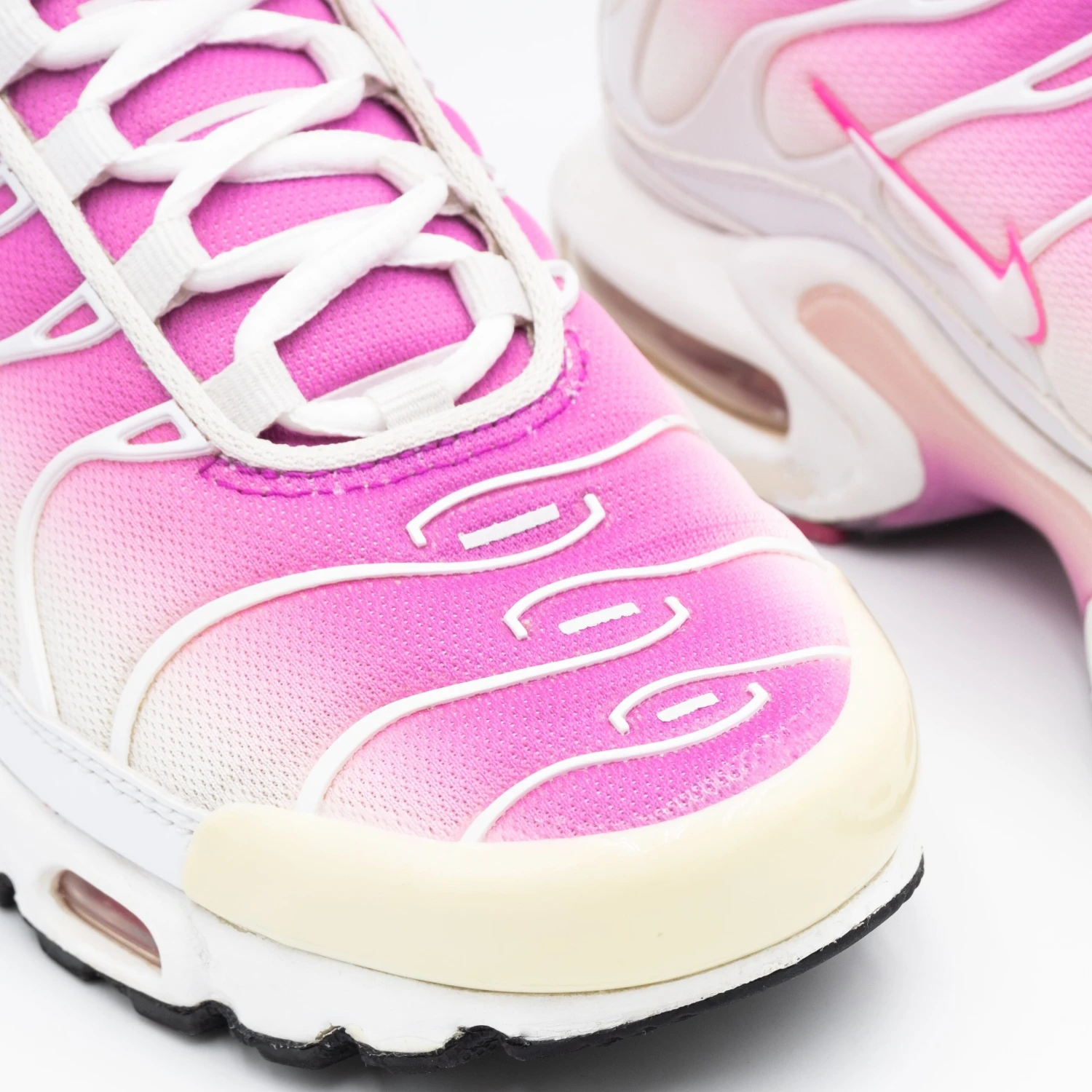Nike Air Max Plus - Pink Fade 7 Nike Air Max Plus - Pink Fade – Image 7