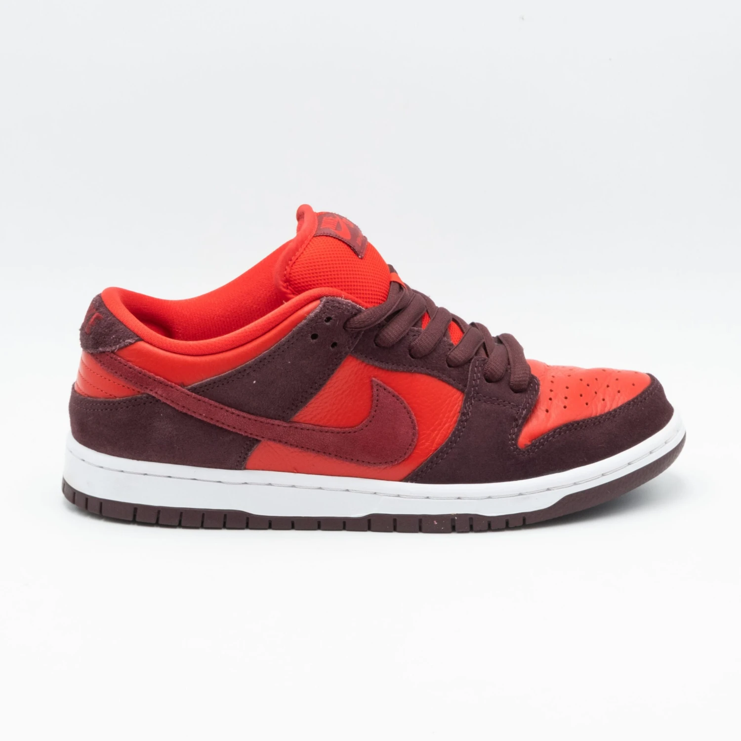 Nike Dunk Low Pro SB 'Fruity Pack - Cherry' 5 Nike Dunk Low Pro SB 'Fruity Pack - Cherry' – Image 5