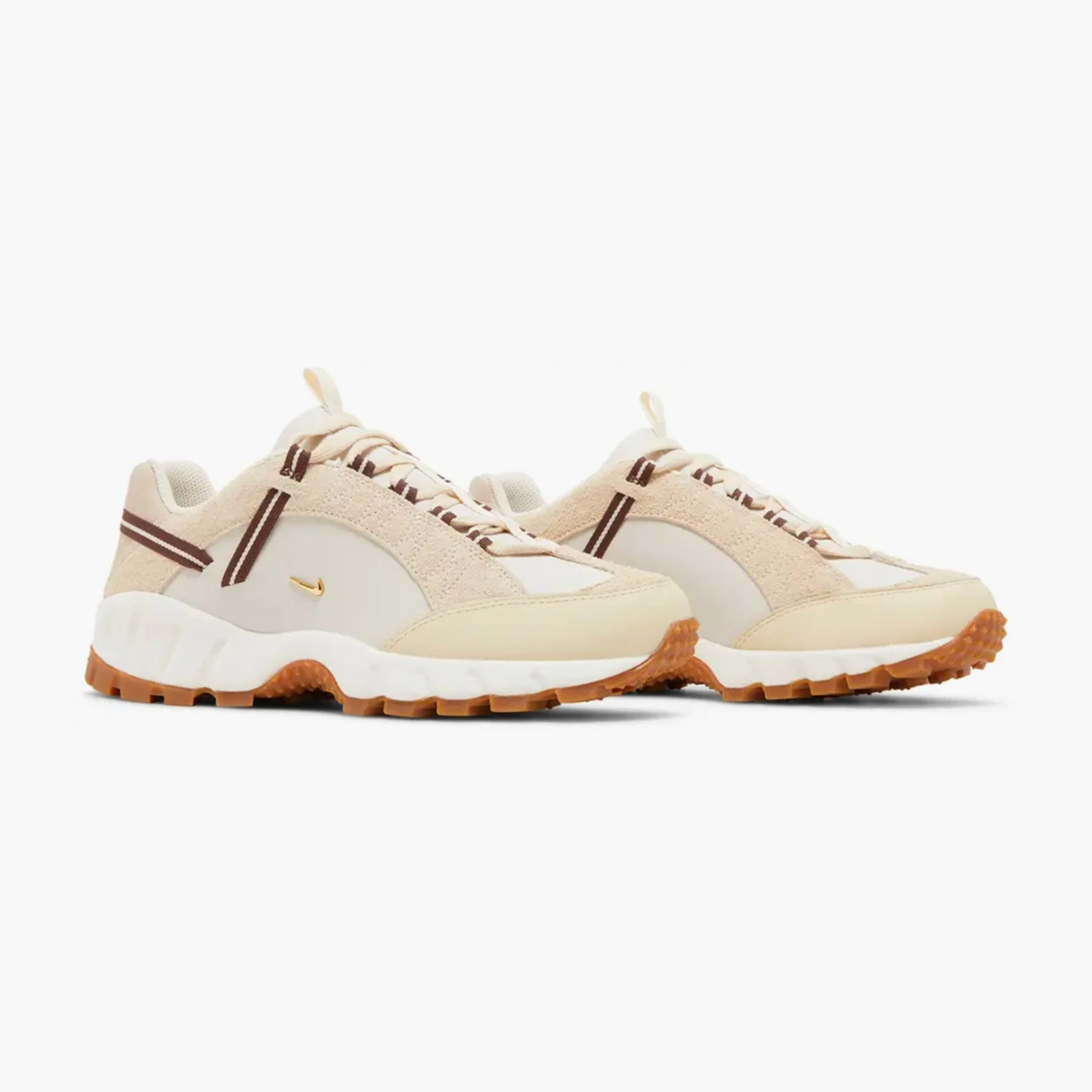 Nike Air Humara LX Jacquemus Light Bone Gold 2 Nike Air Humara LX Jacquemus Light Bone Gold – Image 2