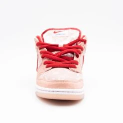Nike Dunk SB Low StrangeLove Skateboards 22 Nike Dunk SB Low StrangeLove Skateboards -Nike Nike Dunk SB Low StrangeLove Skateboards 3