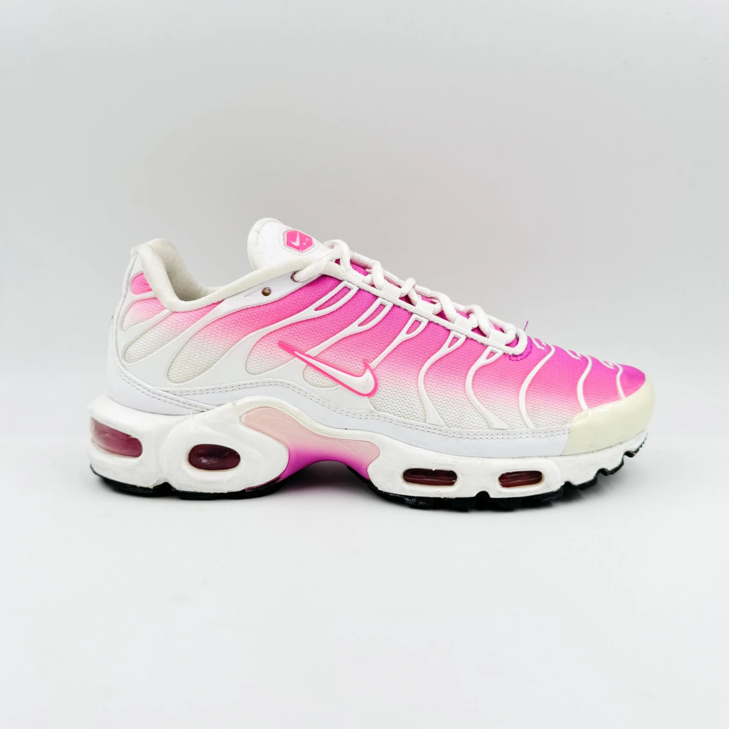Nike Air Max Plus - Pink Fade 11 Nike Air Max Plus - Pink Fade – Image 11